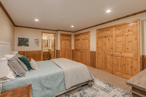 Real Estate Agency «Adam Ellison Homes, Long and Foster Realtors», reviews and photos, 244 N Market St, Frederick, MD 21701, USA