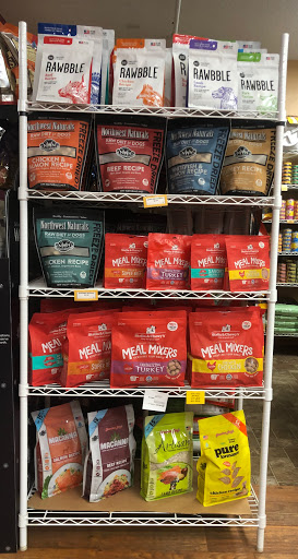 Pet Supply Store «Leash On Life», reviews and photos, 432 IA-1, Iowa City, IA 52246, USA