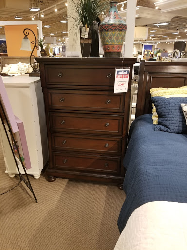 Furniture Store «Ashley HomeStore», reviews and photos, 11755 Commons Dr, Springdale, OH 45246, USA