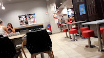 Atmosphère du Restaurant KFC Strasbourg Rivetoile - n°17