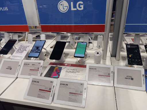 Electronics Store «Best Buy», reviews and photos, 1620 W Osceola Pkwy, Kissimmee, FL 34741, USA