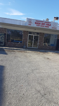 High Point Coin Laundry - Photo 5 - Car repair in Clearwater, FL, St. Petersburg
