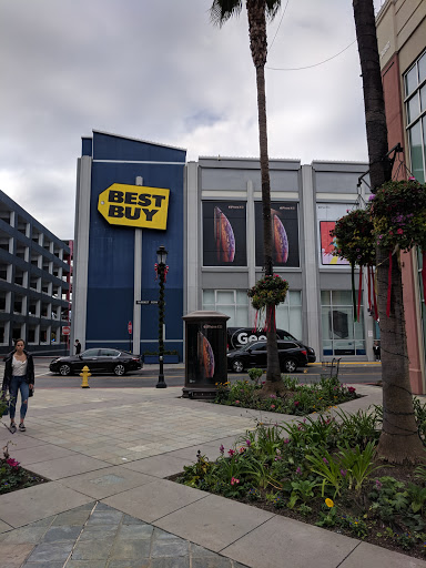 Electronics Store «Best Buy», reviews and photos, 3090 Stevens Creek Blvd, San Jose, CA 95128, USA