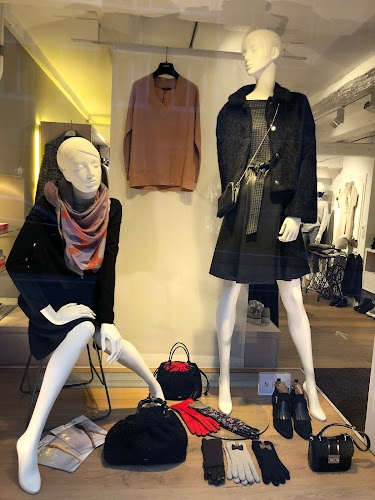 Rezensionen über boutique la strada gmbh in Zug - Bekleidungsgeschäft