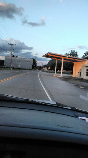 Grocery Store «Orlinda General Store», reviews and photos, 9122 TN-49, Orlinda, TN 37141, USA