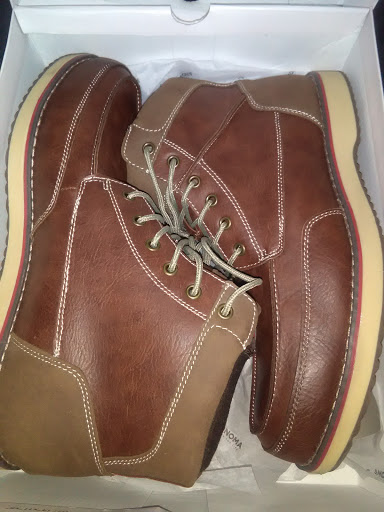 Sporting Goods Store «Nike Factory Store», reviews and photos, 1600 Saratoga Ave #213, San Jose, CA 95129, USA