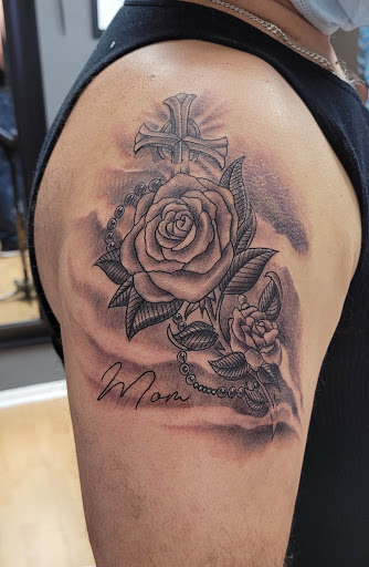 Tattoo Shop «White Lotus Tattoo & Fine Art», reviews and photos, 59 Main St, Toms River, NJ 08753, USA