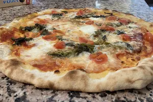 Pizza Al Taglio E Da Asporto "La Fermata" image