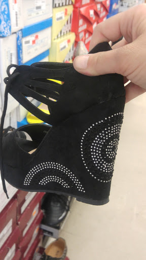 Shopping Mall «Shoppers City», reviews and photos, 660 SW Military Dr, San Antonio, TX 78221, USA