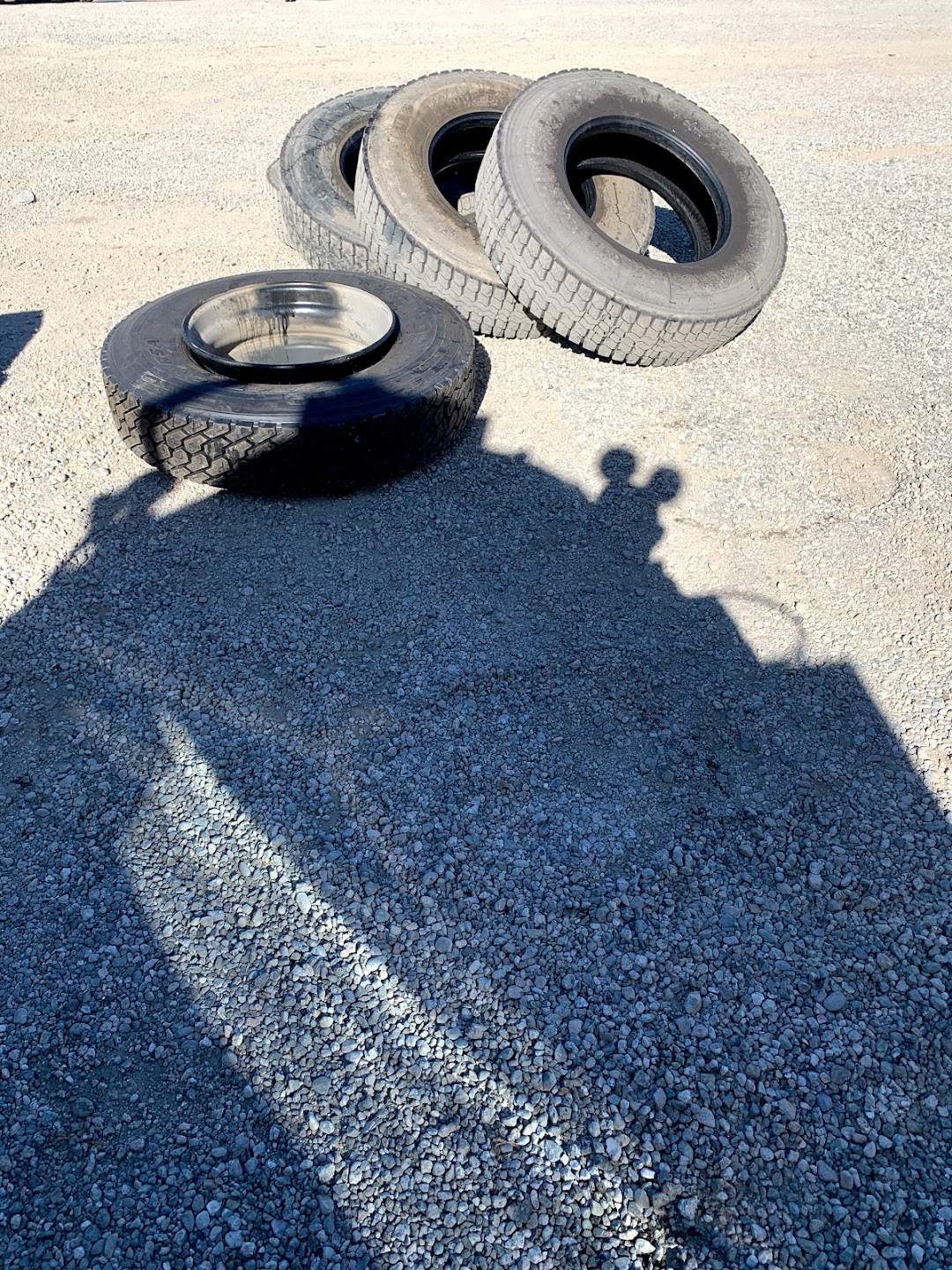 Rivera Tire & Road Services