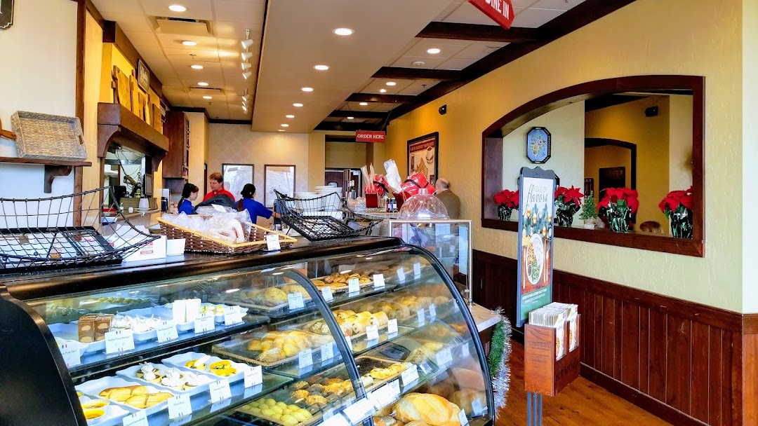 la Madeleine French Bakery & Cafe Presidio Junction