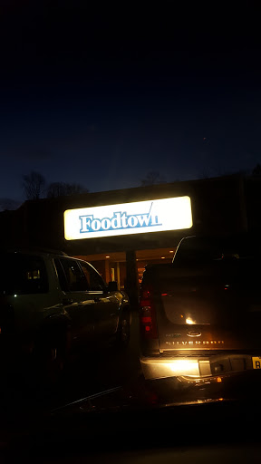 Grocery Store «Foodtown of Denville», reviews and photos, 559 E Main St, Denville, NJ 07834, USA