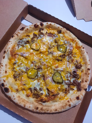 Just Queen - Distributeur de pizzas à Fouilloy