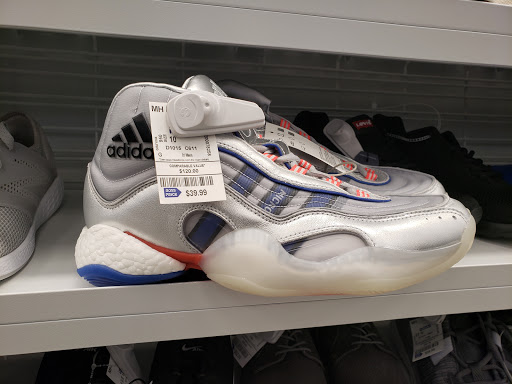 Clothing Store «Ross Dress for Less», reviews and photos, 2113 N Prospect Ave, Champaign, IL 61822, USA