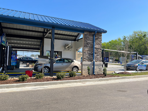 Tidal Wave Auto Spa en Huntsville