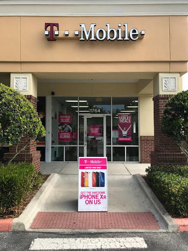 Cell Phone Store «T-Mobile», reviews and photos, 1764 E Silver Star Rd, Ocoee, FL 34761, USA