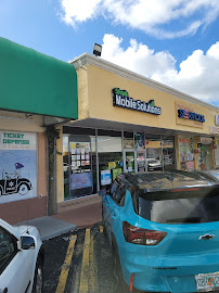 Simple Mobile Hialeah - Photo 2 - Car repair in Hialeah, FL, Hialeah