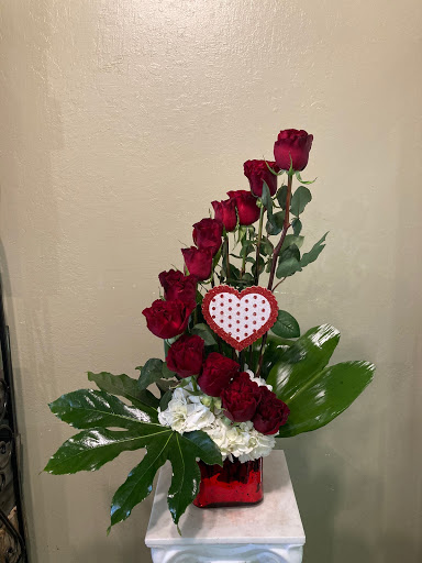 Florist «Fleur De Lis Florist», reviews and photos, 811 Castro St, Mountain View, CA 94041, USA