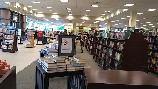 Book Store «Barnes & Noble», reviews and photos, 410 Peachtree Pkwy #252, Cumming, GA 30041, USA