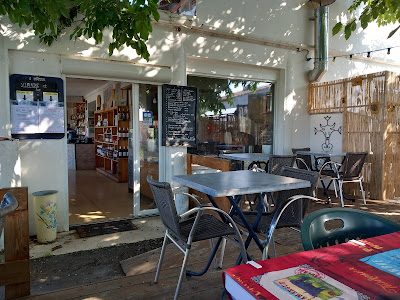 Café Pizzeria Restaurant de Pin Fourcat à Saintes-Maries-de-la-Mer