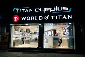 Titan Eyeplus image