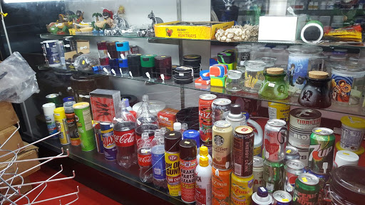 Tobacco Shop «Mr. SMOKE (smoke shop)», reviews and photos, 4347 Gunn Hwy, Tampa, FL 33618, USA