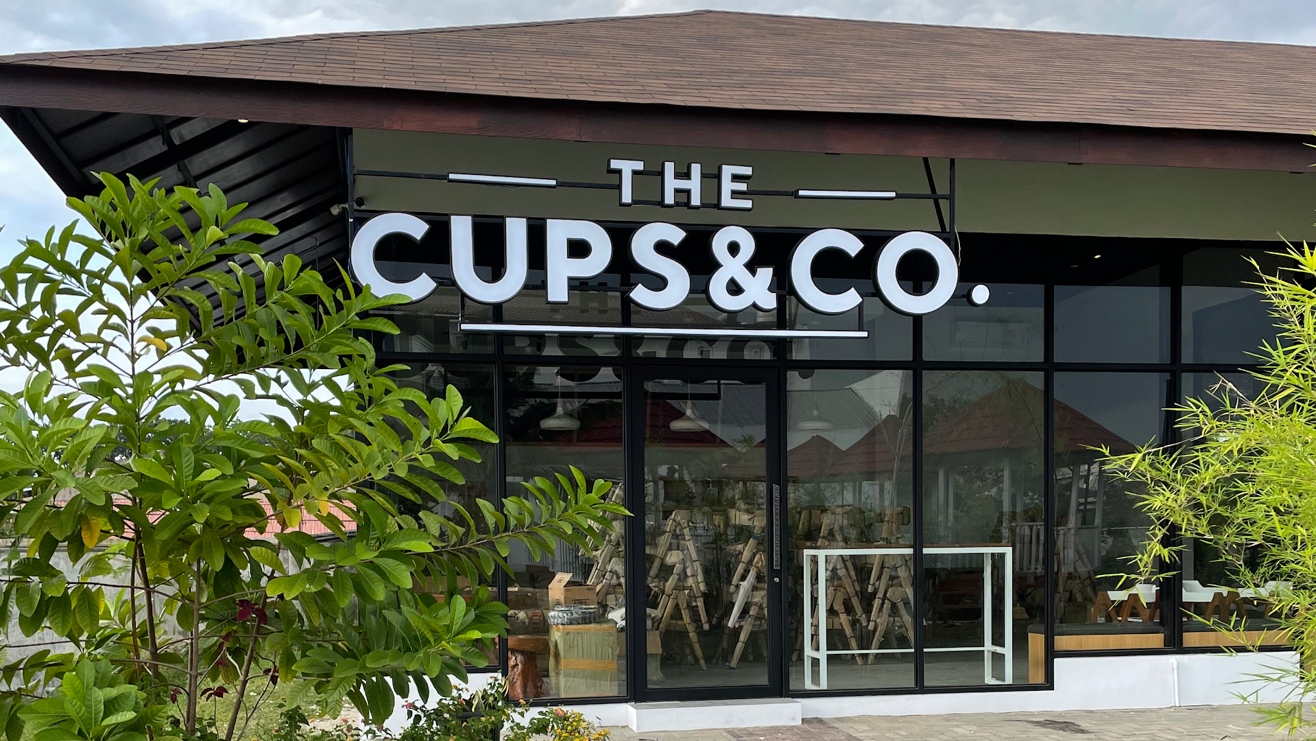 The Cups & Co. Photo