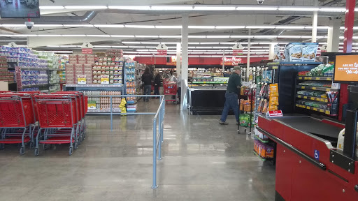Grocery Store «Grocery Outlet Bargain Market», reviews and photos, 16261 US-101 #17, Brookings, OR 97415, USA