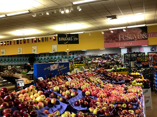 Supermarket «Super Stop & Shop», reviews and photos, 164 Main St, Saugus, MA 01906, USA