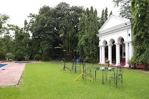 Thengal Manor image