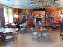 Atmosphère du Restaurant La Taverne du Fromager à Plélan-le-Grand - n°11