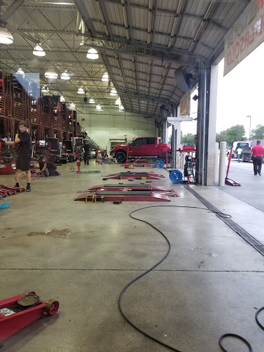 Tire Shop «Discount Tire Store - Grapevine, TX», reviews and photos, 2055 W State Hwy 114, Grapevine, TX 76051, USA