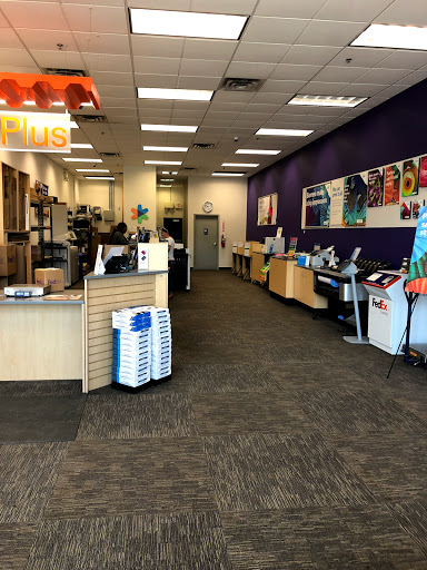 Print Shop «FedEx Office Print & Ship Center», reviews and photos, 599 Northtown Dr NE #300, Blaine, MN 55434, USA