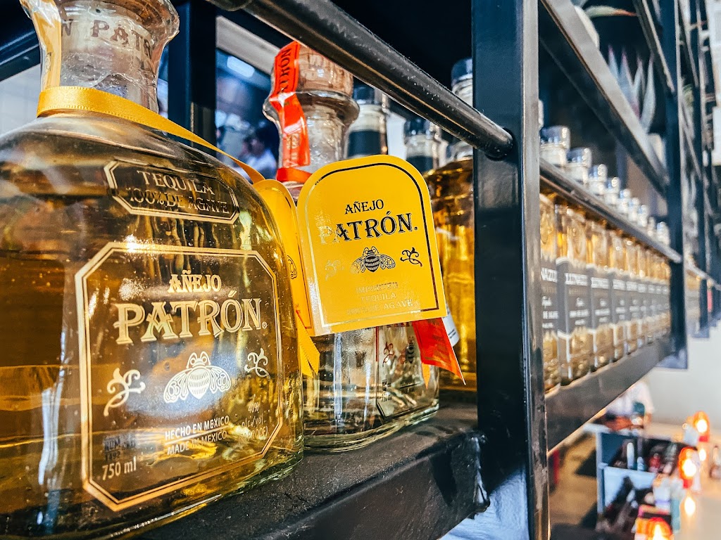 Uno Mas Tacos y Tequila 38655