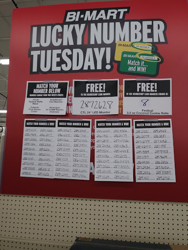 Department Store «Bi-Mart», reviews and photos, 444 Pacific Ave S, Monmouth, OR 97361, USA