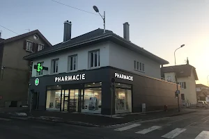Pharmacie Moderne image