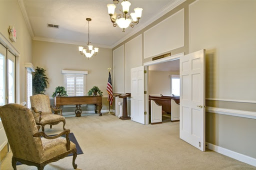 Funeral Home «Woodstock Funeral Home», reviews and photos, 8855 Main St, Woodstock, GA 30188, USA