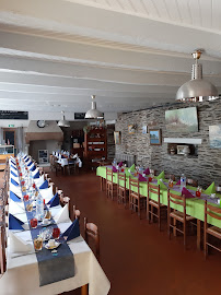 Atmosphère du Restaurant français Les Pêcheries de Guerlédan à Saint-Aignan - n°12