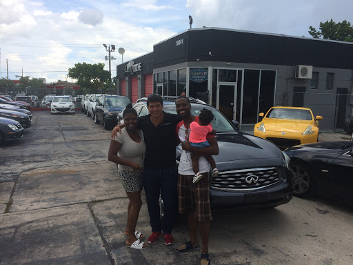 Used Car Dealer «iDrive Great Cars», reviews and photos, 19001 NW 2nd Ave, Miami Gardens, FL 33169, USA