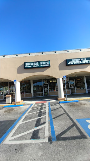 Brass Pipe Book & Tobacco Shop, 2573 US-1, Fort Pierce, FL 34982, USA, 