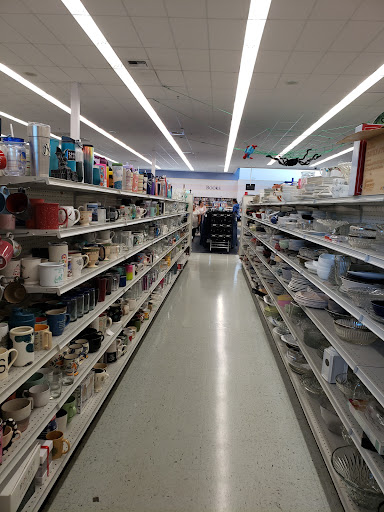 Thrift Store «Goodwill», reviews and photos