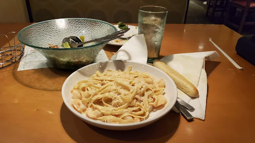 Olive Garden Italian Restaurant image 6