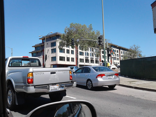 Shopping Mall «Shops at the Ridge», reviews and photos, 5100 Broadway, Oakland, CA 94611, USA