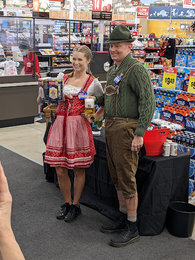 Grocery Store «H-E-B Grocery», reviews and photos, 300 Main St, Kerrville, TX 78028, USA