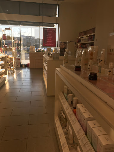 Beauty Supply Store «Beauty Brands», reviews and photos, 4202 Easton Gateway Dr, Columbus, OH 43219, USA