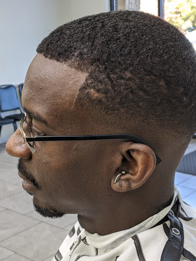 Barber Shop «Miami Fade Master Barber Shop», reviews and photos, 1736 Atlanta Hwy #300, Gainesville, GA 30504, USA