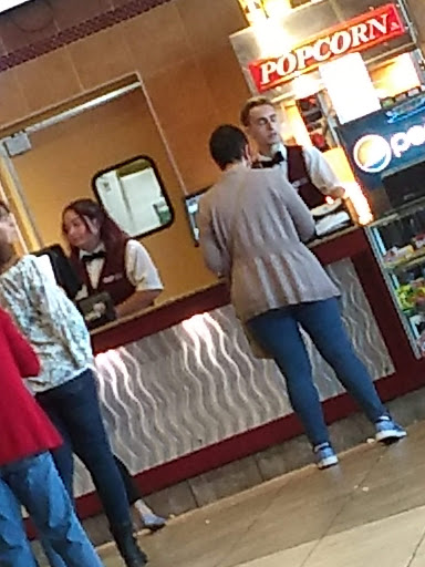 Movie Theater «Goodrich Savoy 16 IMAX», reviews and photos, 232 Burwash Ave, Savoy, IL 61874, USA