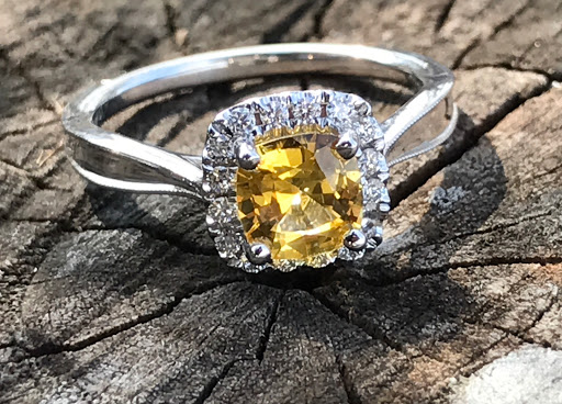 Jewelry Store «Edward Warren Jewelers», reviews and photos, 1610 Cross Creeks Blvd, Pickerington, OH 43147, USA