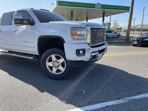 Auto Repair Shop «A Rod Shop», reviews and photos, 832 Bond Ave, Collinsville, IL 62234, USA