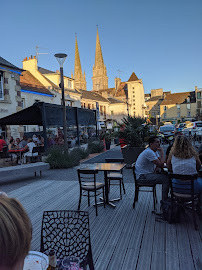 Atmosphère du Restaurant Le Coq Noir à Douvres-la-Délivrande - n°4